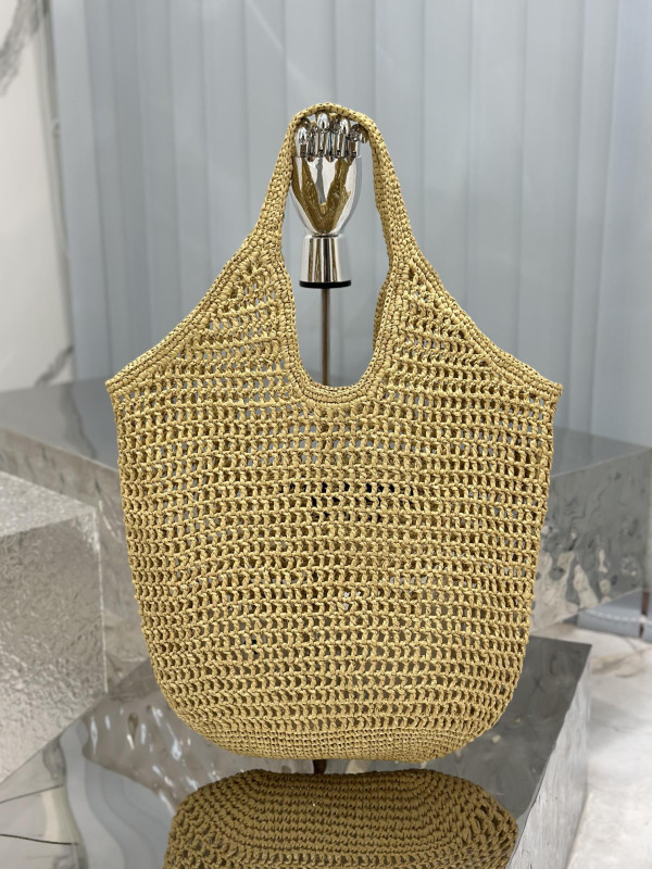 Pra*a crochet tote bag