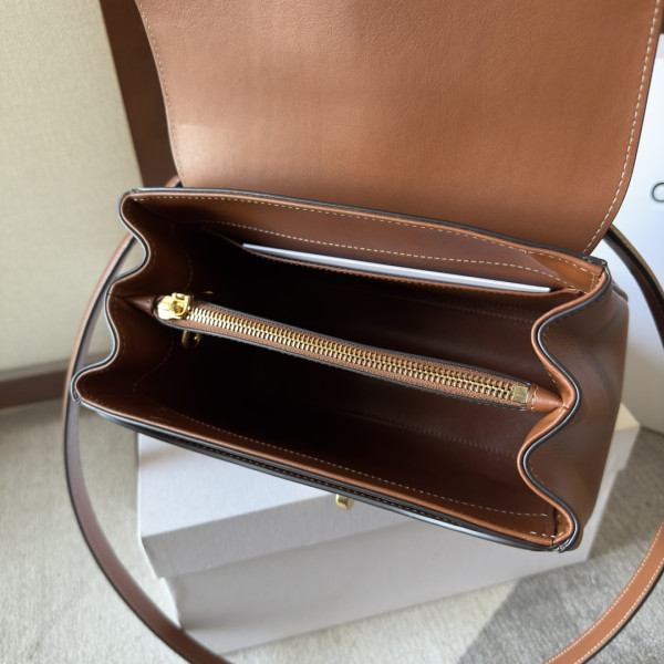 Ce**e 16 in satinated calfskin-23*19*10.5cm