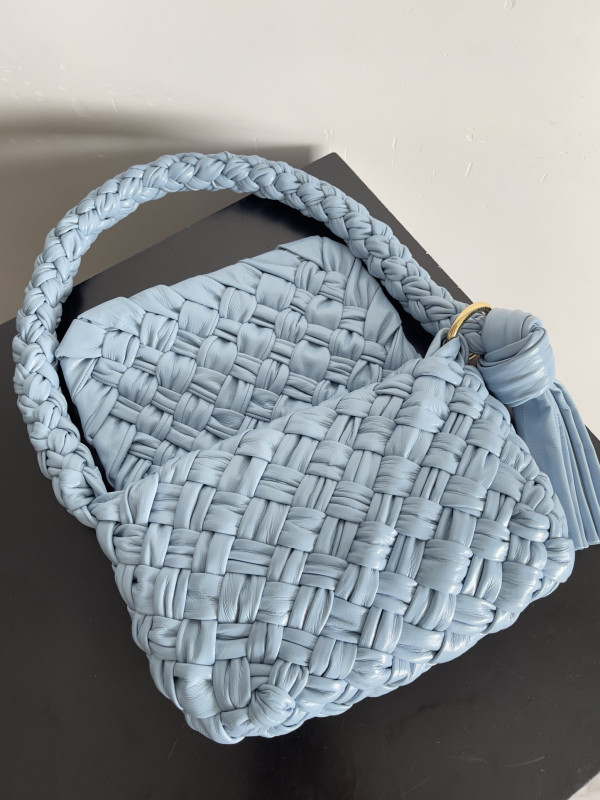 Bo*te*ga ve*ne*ta città shoulder bag-25*18*5.5cm