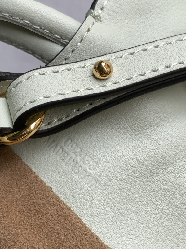 LOEWE Flamenco clutch- 24.5*30*10.5cm