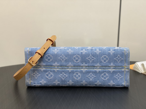 l**is V*t*n onthego pm-25*19*11.5cm