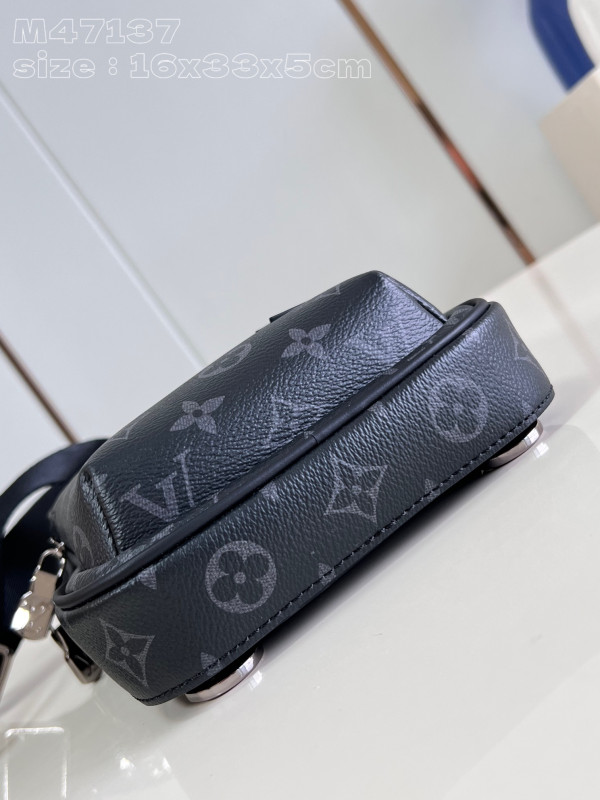 l**is V*t*n avenue slingbag-16*33*5.7cm