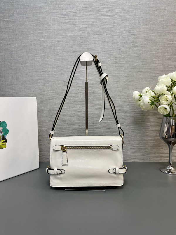 Pra*a messenger bag-23*15*8.5cm