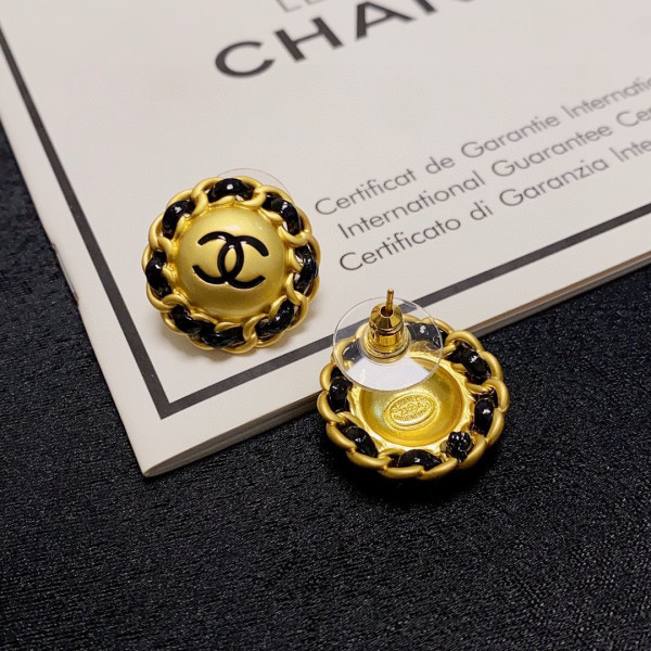 CL EARRINGS
