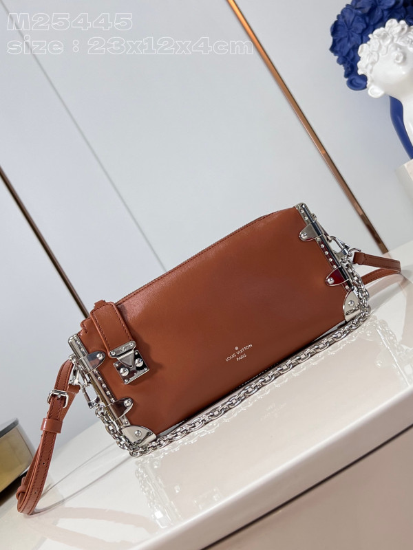 l**is V*t*n slim trunk-23*12*4cm