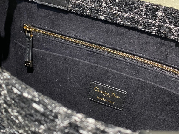 medium D*or book tote-36*18*28cm