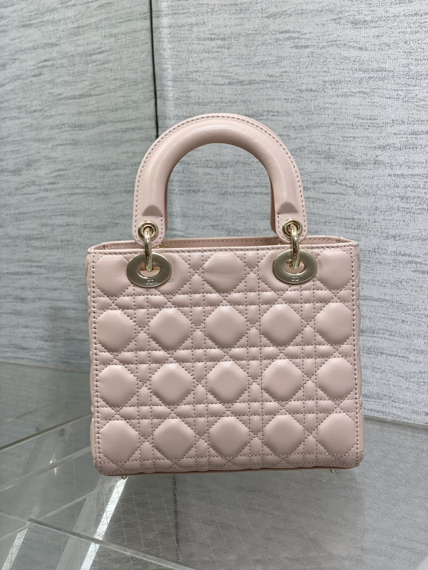 lady D*or - 20cm