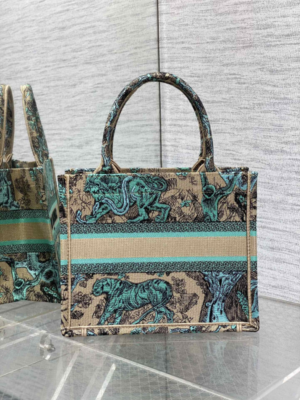 small D*or book tote-26cm