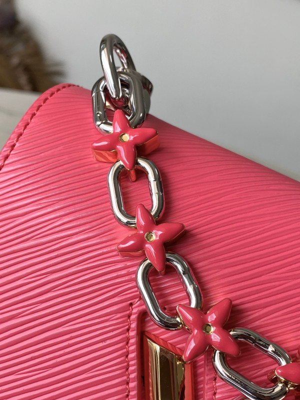 l**is V*t*n twist pm-19*15*9cm