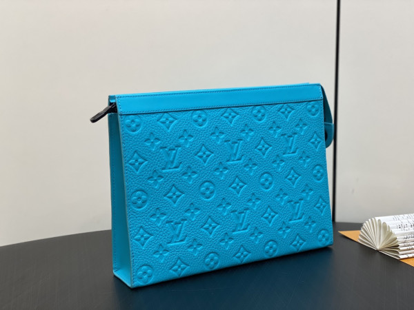 l**is V*t*n pochette voyage-27*21*6cm