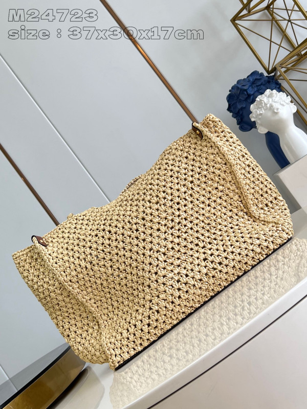 l**is V*t*n onthego mm-37.5*30*17cm