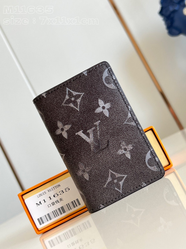 l**is V*t*n pocket organizer-7.5*11.1*1 cm