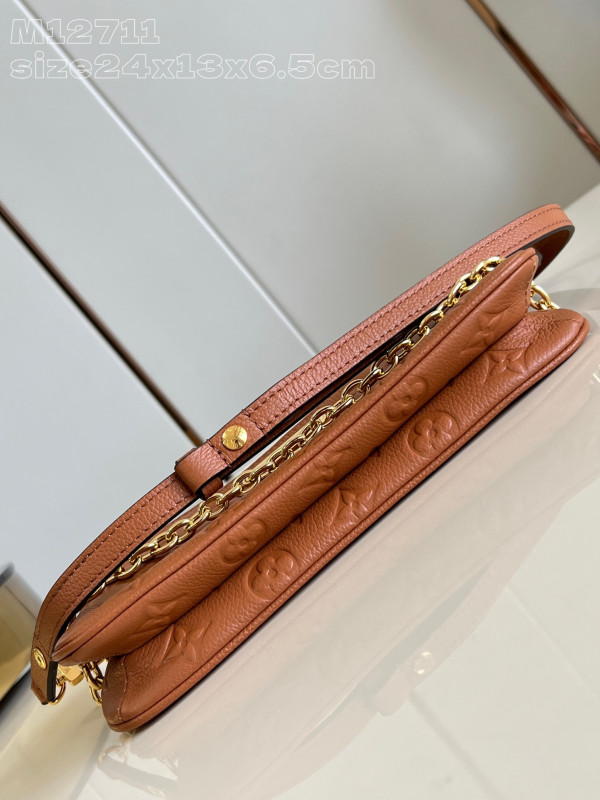 l**is V*t*n pochette metis-25*19*7cm