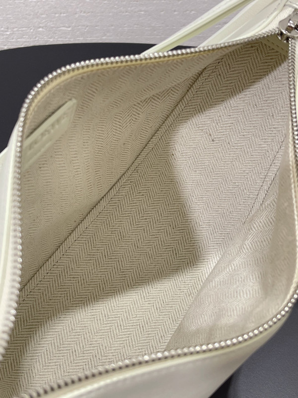 Loewe Hammock Hobo