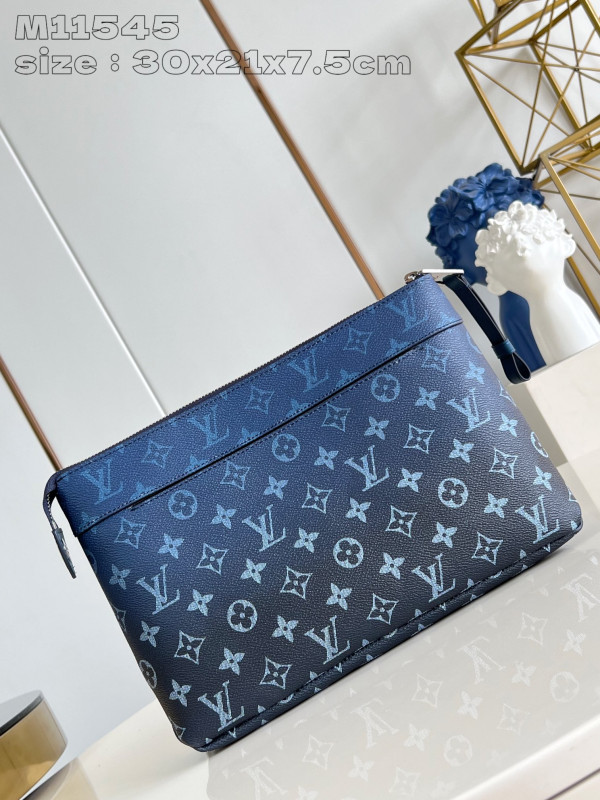 l**is V*t*n pochette voyage souple-30*21*7.5cm