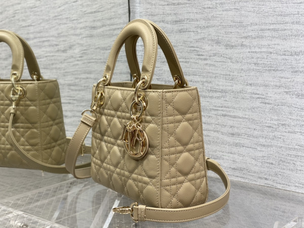 lady D*or small calfskin-20-16.5-8cm